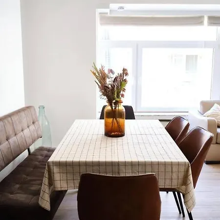 Apartment Hugo By The Harbor, Light-filled And Centrally Located - Free Parking Ostend