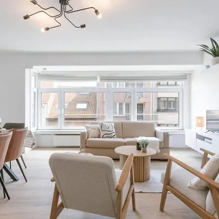 Apartment Hugo By The Harbor, Light-filled And Centrally Located - Free Parking