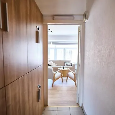 Hugo By The Harbor, Light-filled And Centrally Located - Free Parking Ostend