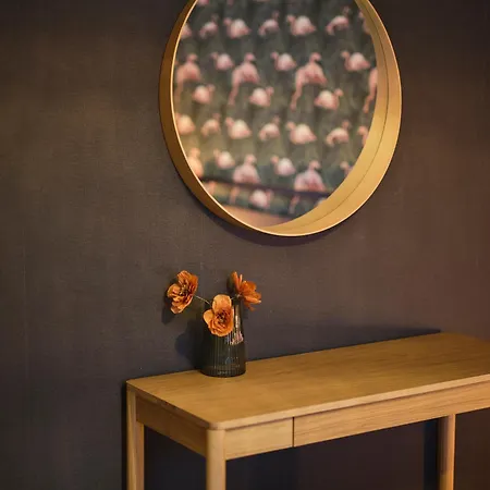 Hugo By The Harbor, Light-filled And Centrally Located - Free Parking * Ostend