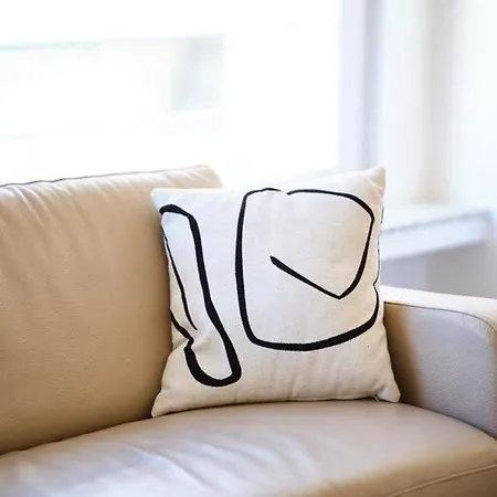 Hugo By The Harbor, Light-filled And Centrally Located - Free Parking * Oostende