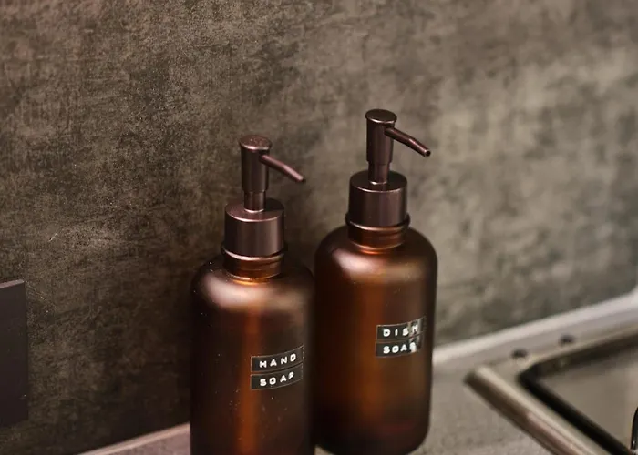 Hugo By The Harbor, Light-filled And Centrally Located - Free Parking 公寓 *