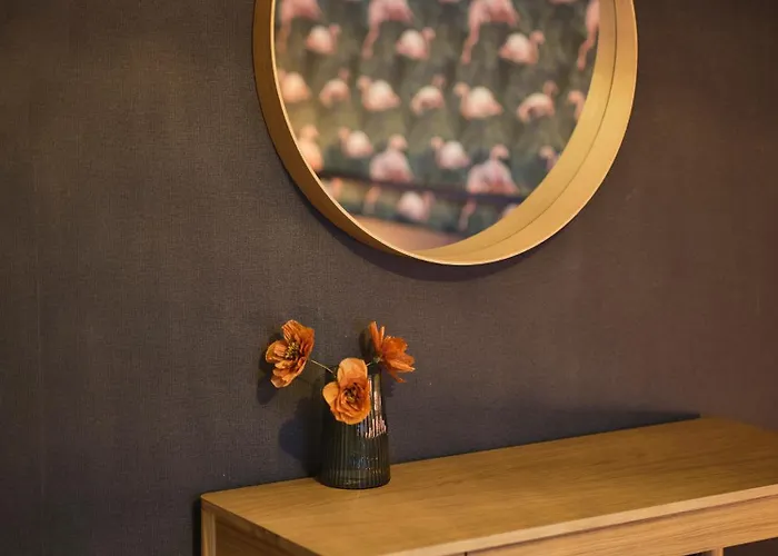 Hugo By The Harbor, Light-filled And Centrally Located - Free Parking * Ostende