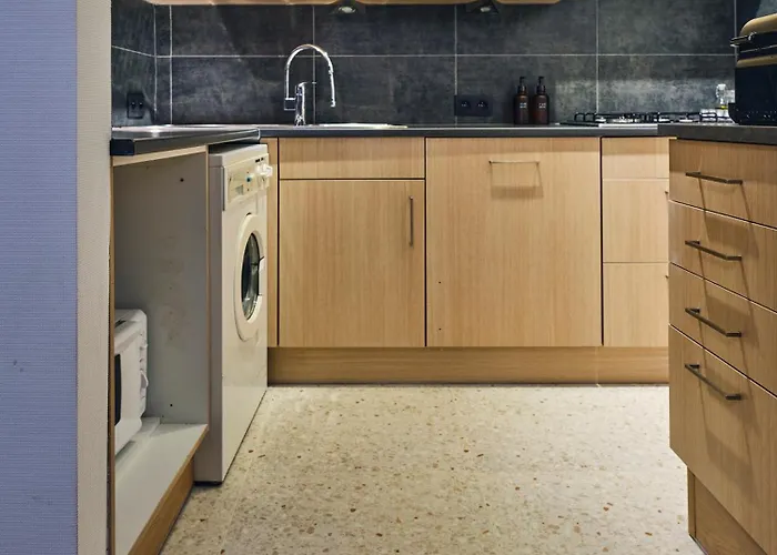 Hugo By The Harbor, Light-filled And Centrally Located - Free Parking Ostende