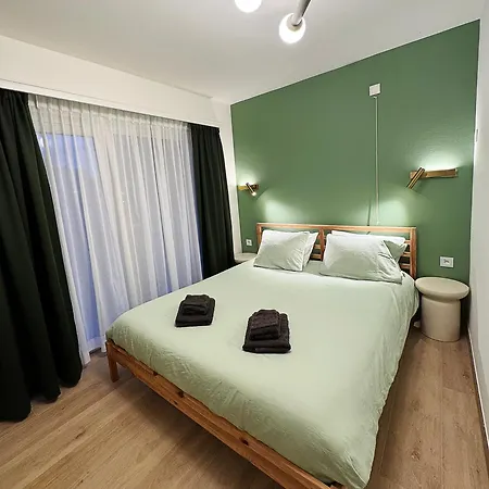 Hugo By The Harbor, Light-filled And Centrally Located - Free Parking Oostende